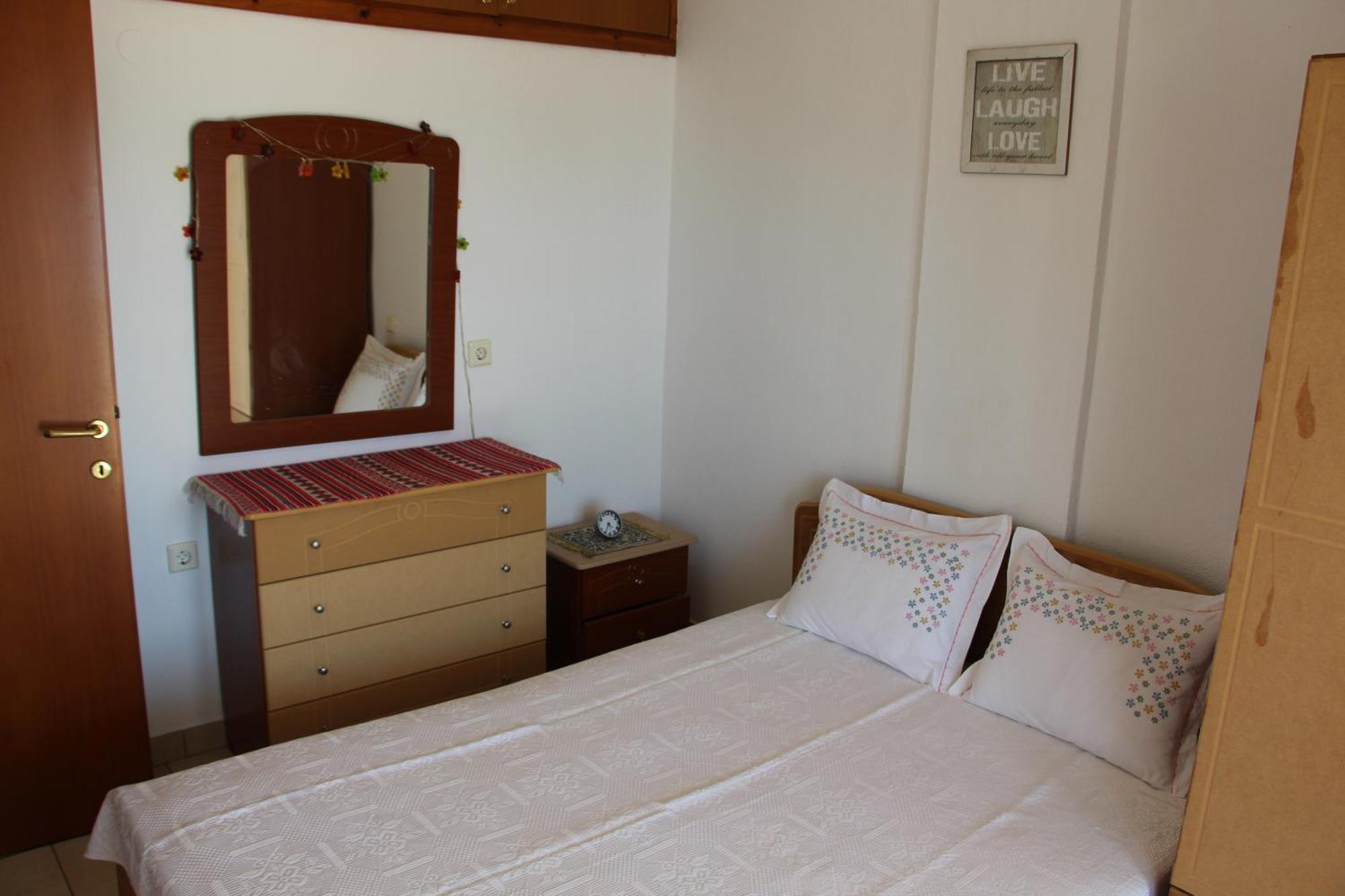 Matina'S Apartments Prínos الغرفة الصورة